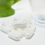 薬、カプセルが喉に詰まる?うまく飲む方法と引っかかった時の対処法
